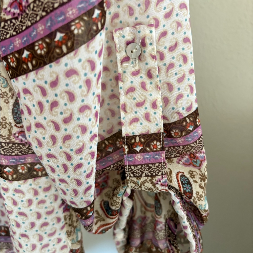 Pretty Rebellious Multicolor Paisley Blouse - Picture 2 of 4